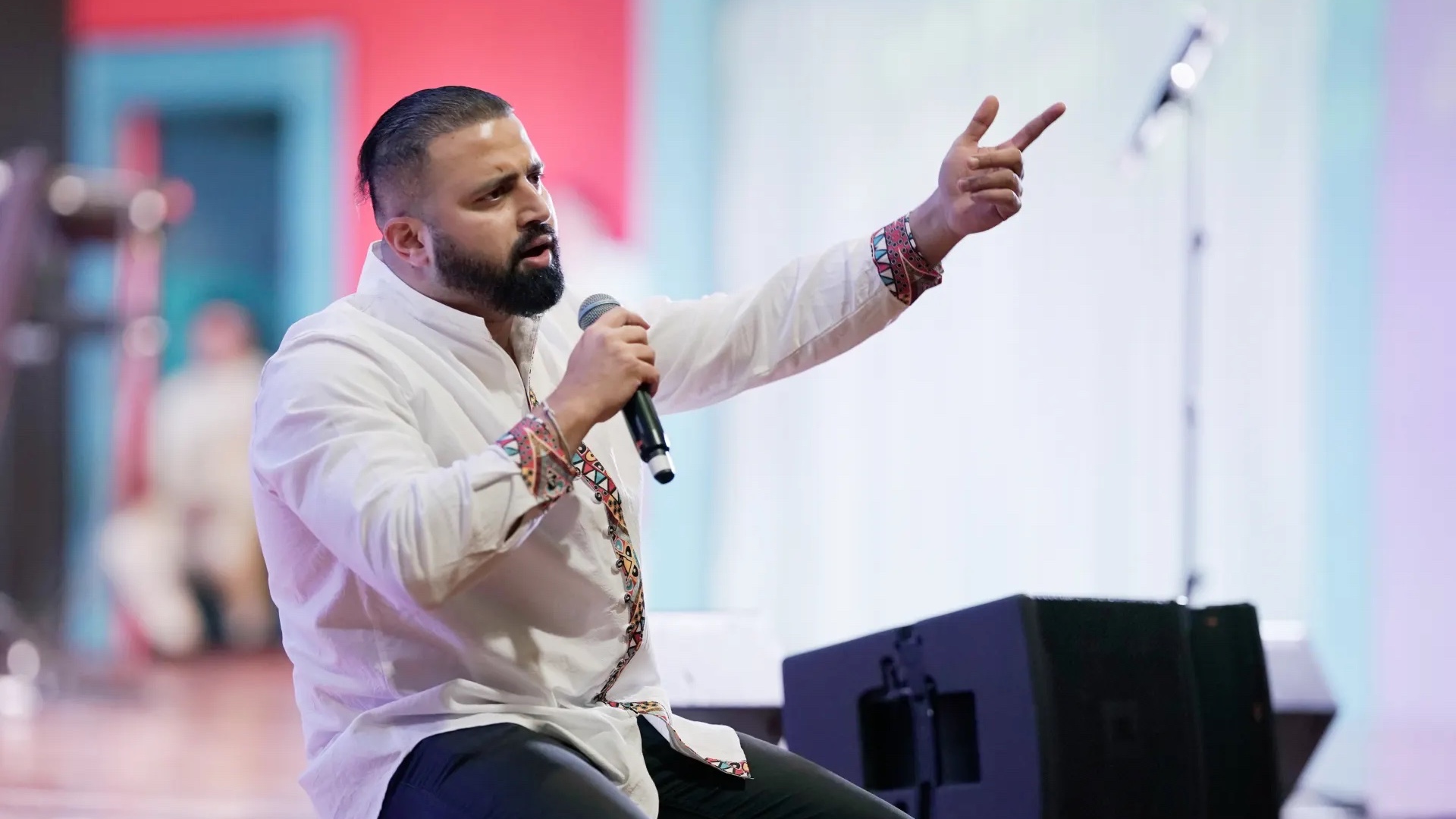 Rahul Chopra organises bhajan clubbing events in Auckland. (Supplied photo)