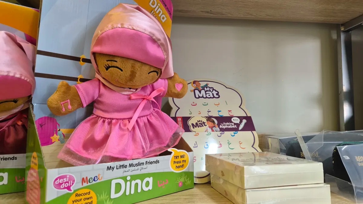 Saadiyah Musa says representation in books and toys is important for children. (RNZ/Isra'a Emhail)