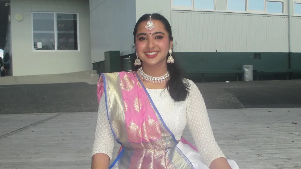 Jiya Tailor attended a bhajan clubbing event for the first time in Auckland. (Supplied photo)
